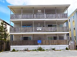 Dune Mist Iv 1s 3 Bedroom Apts by RedAwning