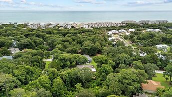 Cottage At Pine Knoll Shores 3 Bedroom Home by RedAwning