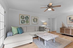 Cottage At Pine Knoll Shores 3 Bedroom Home by RedAwning