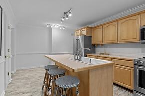 Cottage At Pine Knoll Shores 3 Bedroom Home by RedAwning