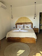 Delmora Home Balangan