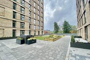 Manchester Terrace Retreat-cinema & Free Parking