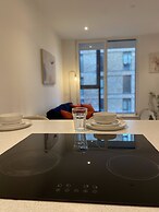 Manchester Terrace Retreat-cinema & Free Parking