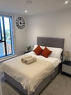 Manchester Terrace Retreat-cinema & Free Parking