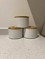 Manchester Terrace Retreat-cinema & Free Parking