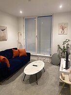 Manchester Terrace Retreat-cinema & Free Parking