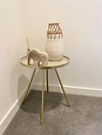 Manchester Terrace Retreat-cinema & Free Parking