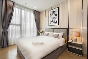 Parkland Riverside Luxury Vacation