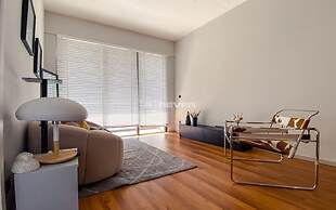 Parkland Riverside Luxury Vacation