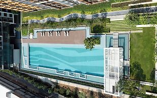 Parkland Riverside Luxury Vacation