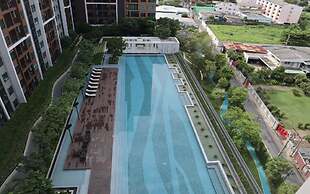 Parkland Riverside Luxury Vacation