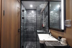 Parkland Riverside Luxury Vacation