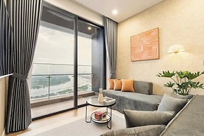 Parkland Riverside Luxury Vacation