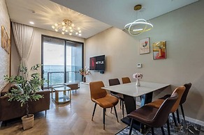 Parkland Riverside Luxury Vacation