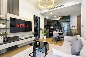 Parkland Riverside Luxury Vacation