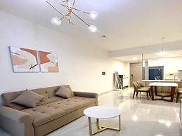 Odela Estella Riverside Luxury Vacation