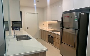 Odela Estella Riverside Luxury Vacation