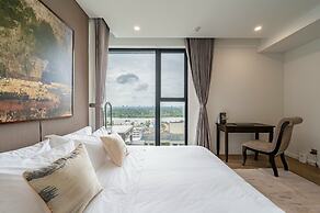 Lexington Residence Luxury Vacation