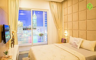 Lexington Residence Luxury Vacation