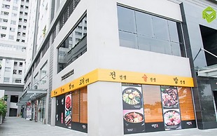 Lexington Residence Luxury Vacation