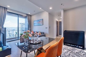 Lexington Residence Luxury Vacation