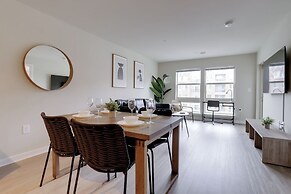 Cozy Alexandria Apartment