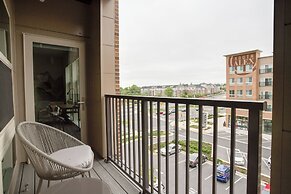 Cozy Alexandria Apartment