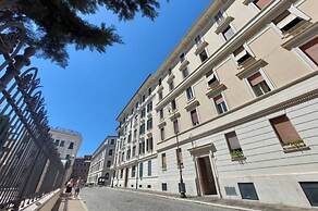 Flatinrome Exclusive Historic Ghetto