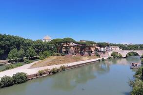 Flatinrome Exclusive Historic Ghetto