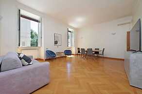 Flatinrome Exclusive Historic Ghetto