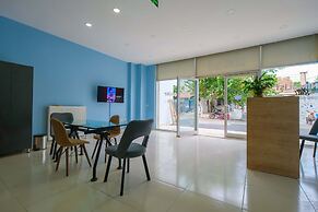 Minimalist Suit Otel