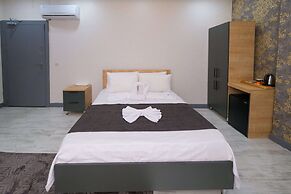 Minimalist Suit Otel