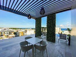 Coco beach by Casago