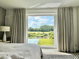 Agate House in Cambridge