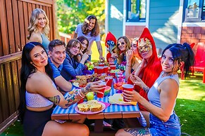 Illuminati Guest House