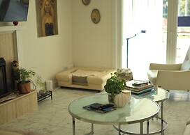 Illuminati Guest House