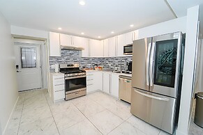 Illuminati Guest House