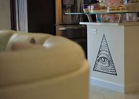 Illuminati Guest House