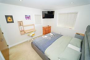 Illuminati Guest House