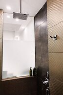 A Hotel Dickson