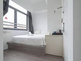 A Hotel Dickson