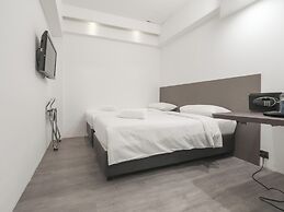A Hotel Dickson