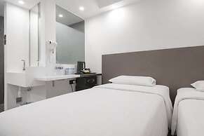A Hotel Dickson