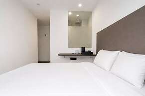 A Hotel Dickson