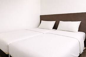 A Hotel Dickson
