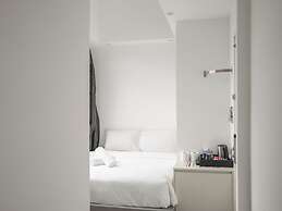 A Hotel Dickson