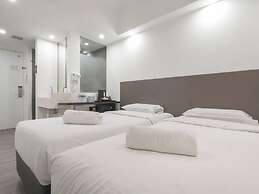 A Hotel Dickson