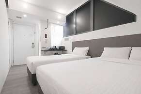 A Hotel Dickson