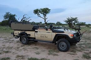 Leopard's Bend Bush Lodge