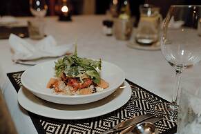 Leopard's Bend Bush Lodge